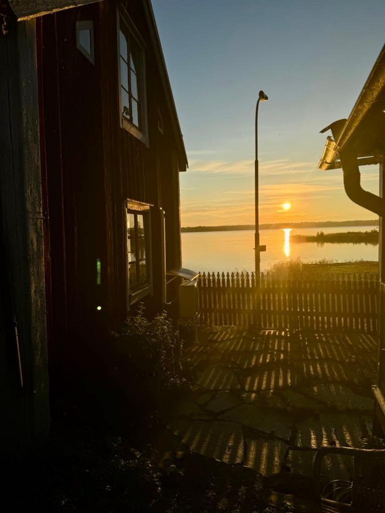 Remarkable Harbour View Cabin. Osthammar Exterior photo